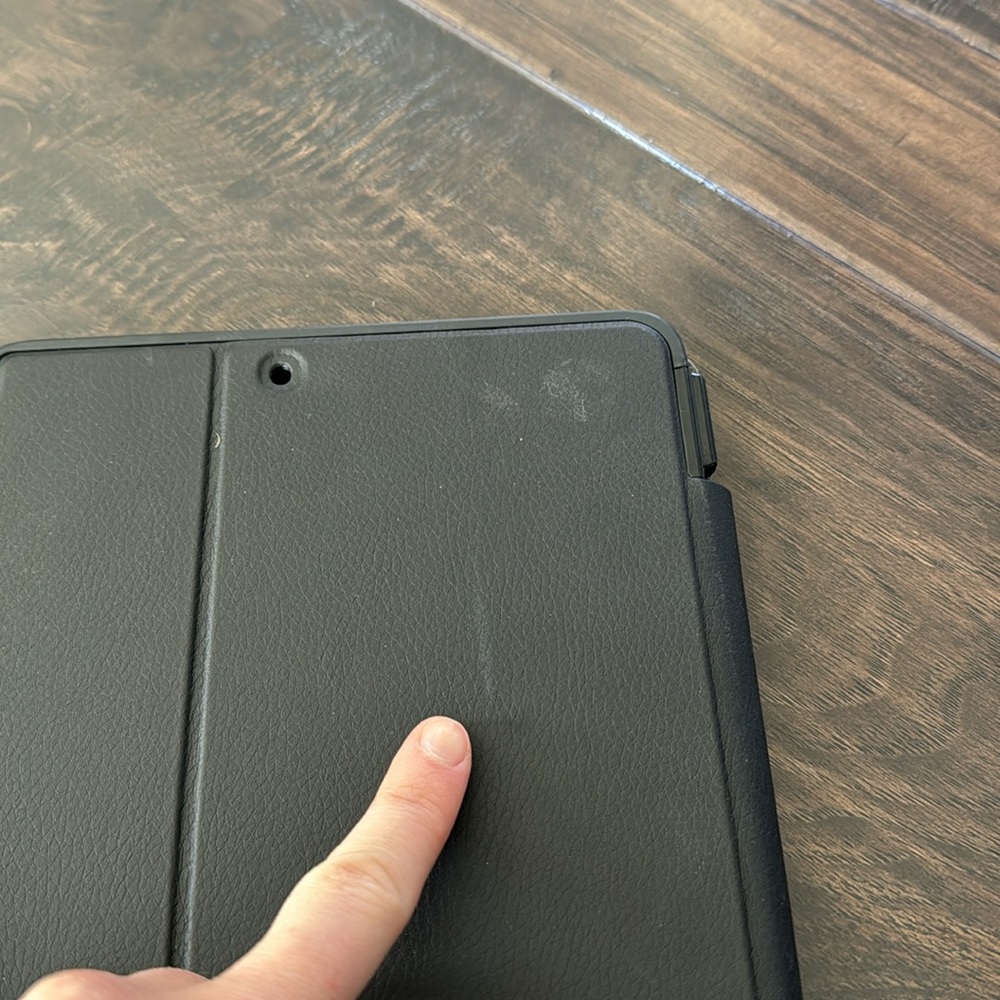 iPad case - Picture 8 of 9